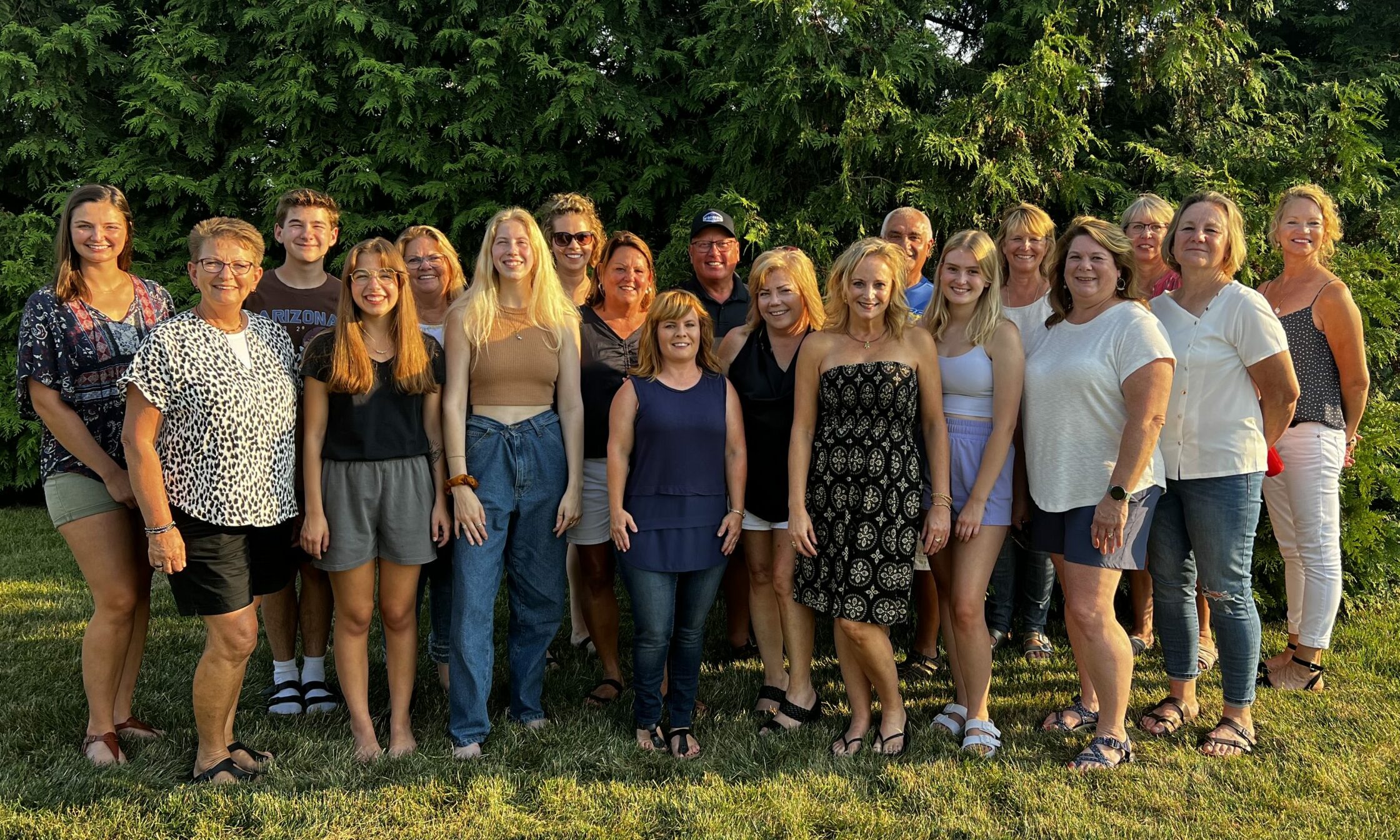 Blumenladen, Railroad St. Boutique & Kinderladen Staff